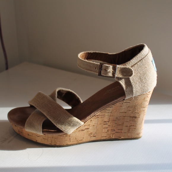 TOMS tan burlap wedge - Picture 2 of 3